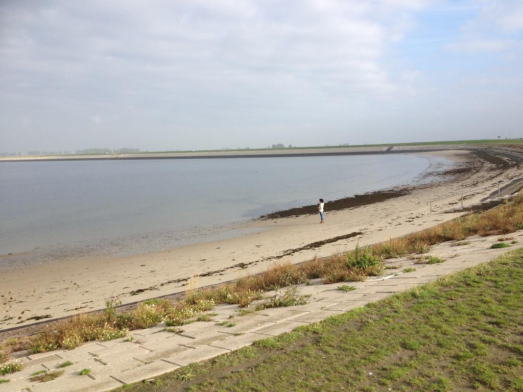 B&B Op De Brabantse Wal Halsteren Экстерьер фото