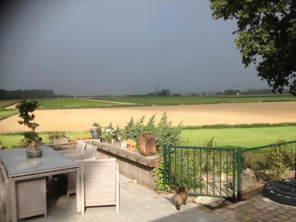 B&B Op De Brabantse Wal Halsteren Экстерьер фото